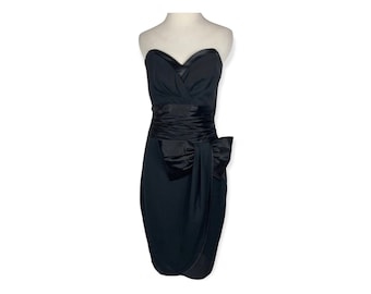 90's Sweetheart Strapless Dress w/Bow