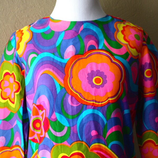 Vintage Psychedelic Print Tunic Blouse