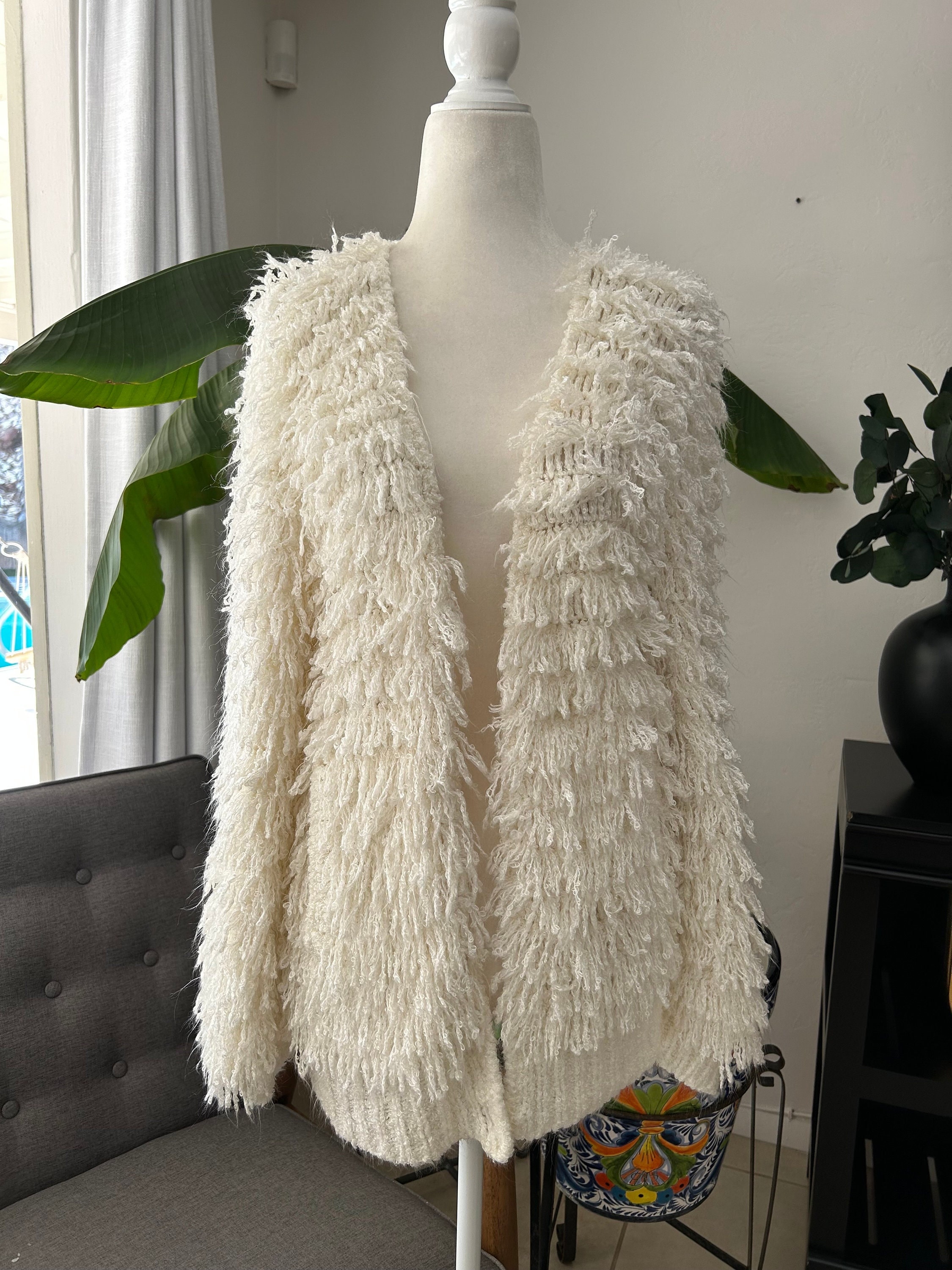 Shaggy white cardigan sale