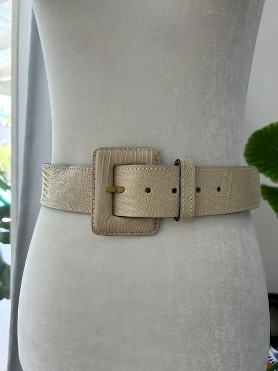 Cream Lizard Embossed Leather Belt