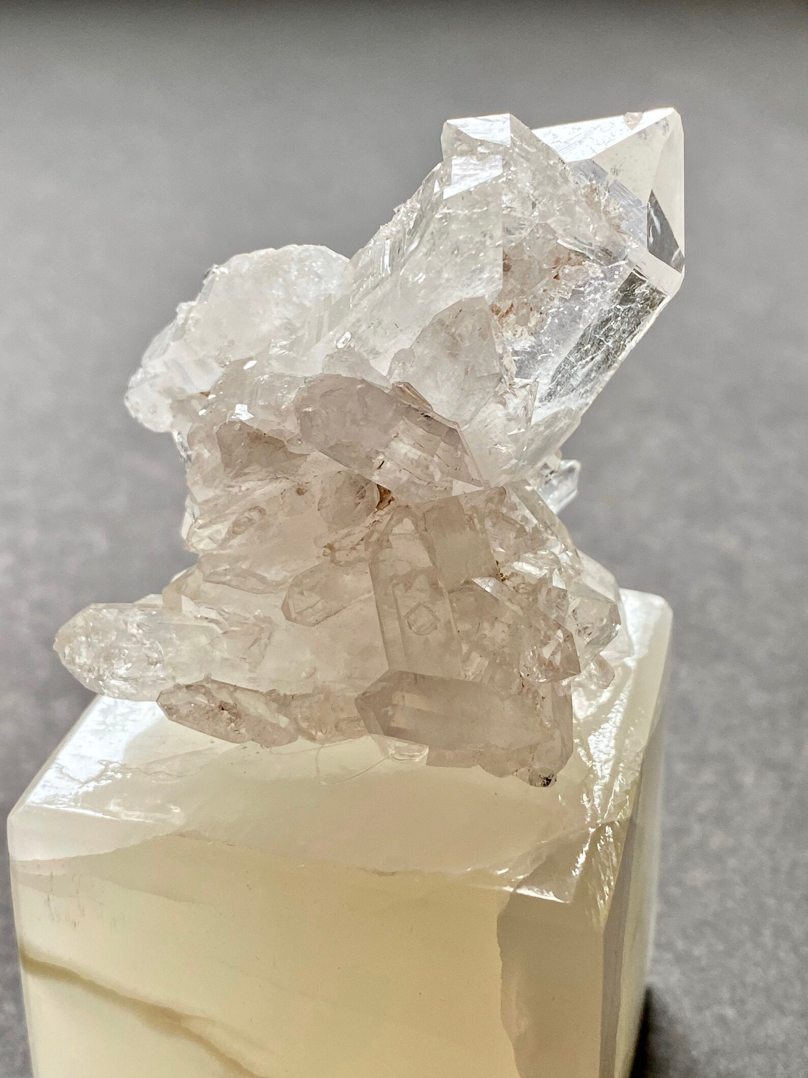 Quartz Crystal W/ Onyx Stand Paperweight Raw Crystals Quartz Etsy