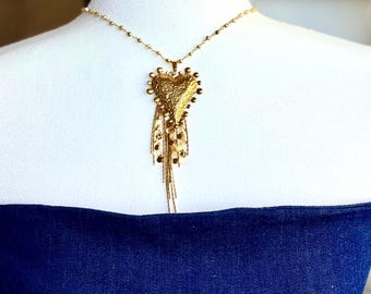 Valentine's Chromatic gold heart necklace with gold tassel