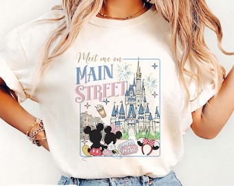 Camiseta vintage "Meet Me On Main Street", camiseta retro de Mickey y Minnie en colores cómodos, camiseta del Castillo de Magic Kingdom, regalos para viajes de chicas a Disney