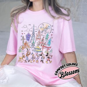 Disney Epcot Shirt, Mickey And Friends Shirt, Retro 90s Tee, Disney Epcot World Tour, WDW Disneyworld Family Trip Shirt, Disneyland Top