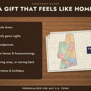 Op de afbeelding: Een rechthoekige legpuzzel met een kaart van Canton, Connecticut, in veelkleurige secties. De tekst luidt: HOMETOWN MAVEN, A GIFT THAT FEELS LIKE HOME, CANTON CONNECTICUT, en een lijst met gelegenheden zoals Puzzle lovers en Christmas.