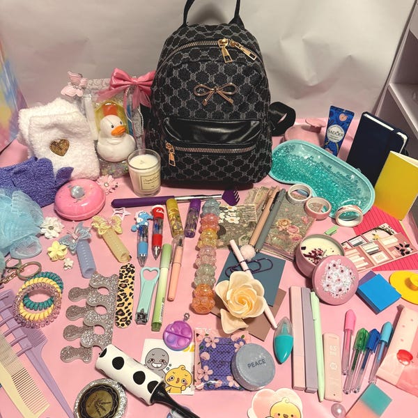 Mochila sorpresa con libro misterioso