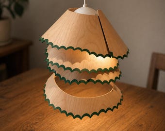 Lámpara colgante de madera con borde festoneado, luz de techo para habitación infantil, lámpara de araña de madera para guardería, lámpara colgante artesanal con borde ondulado, decoración para habitación Montessori.
