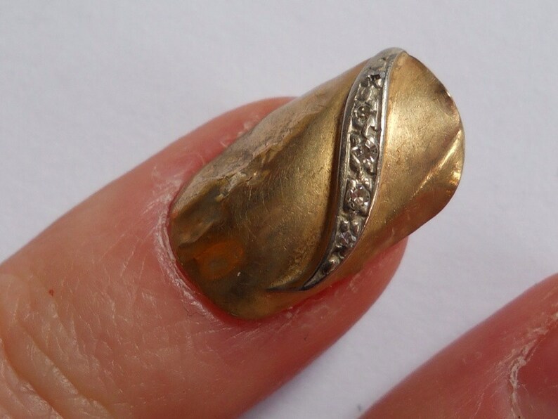 14k Gold Fingernail with Diamond Accents Etsy