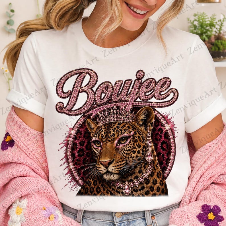 Boujee Leopard PNG, sublimeringsfil med rosa strass-cheetah, glamourös faux bling-design med stor katt, vildkatter PNG, digital nedladdning av lyxkrona DTF bild 2