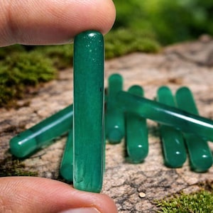 Emerald Crystal Point Pencil, Handmade May Birthstone, Emerald Pencil Gemstones, Smooth Polished Crystal For Jewelry Making Pendant,