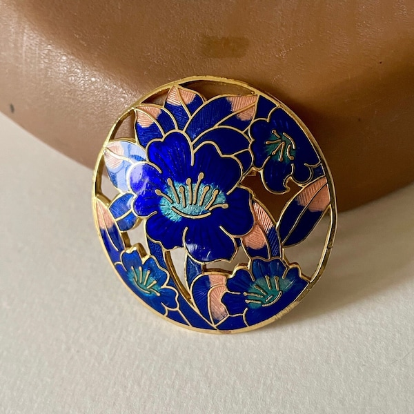 Broche  émaillée fleur bleue et rose