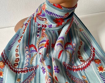 Foulard vintage 70s en soie motifs fleurettes