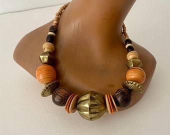 Vintage 80's orange wood necklace gold pearls