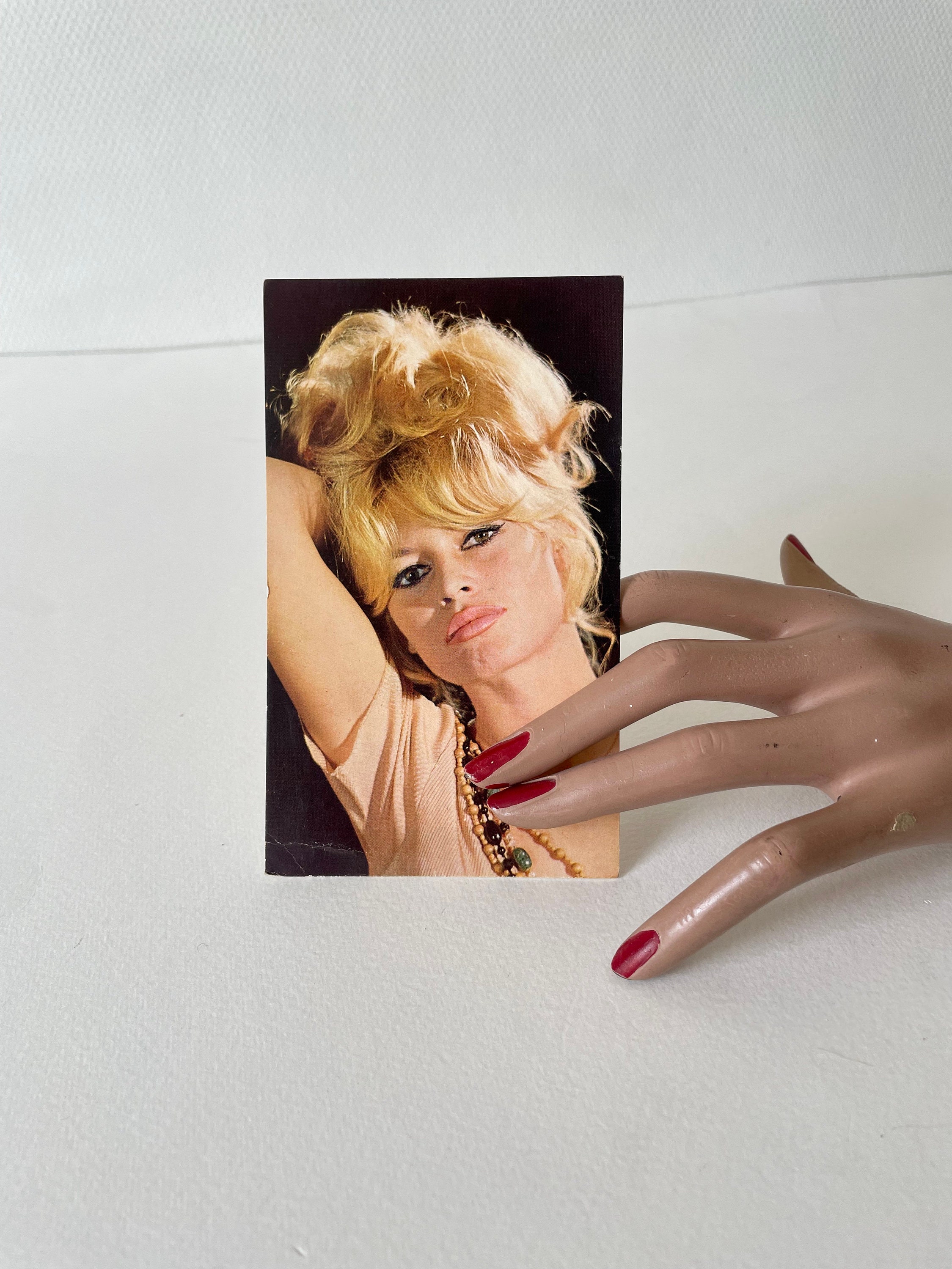 Defi de la mode par Sam Levin ブリジットバルドー il_fullxfull.5959465215_pfkl.jpg