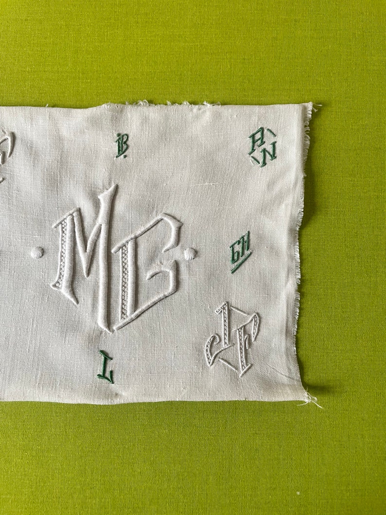 Anciens monogrammes Echantillonnage de magasin exemple de broderies typographie fait main image 5