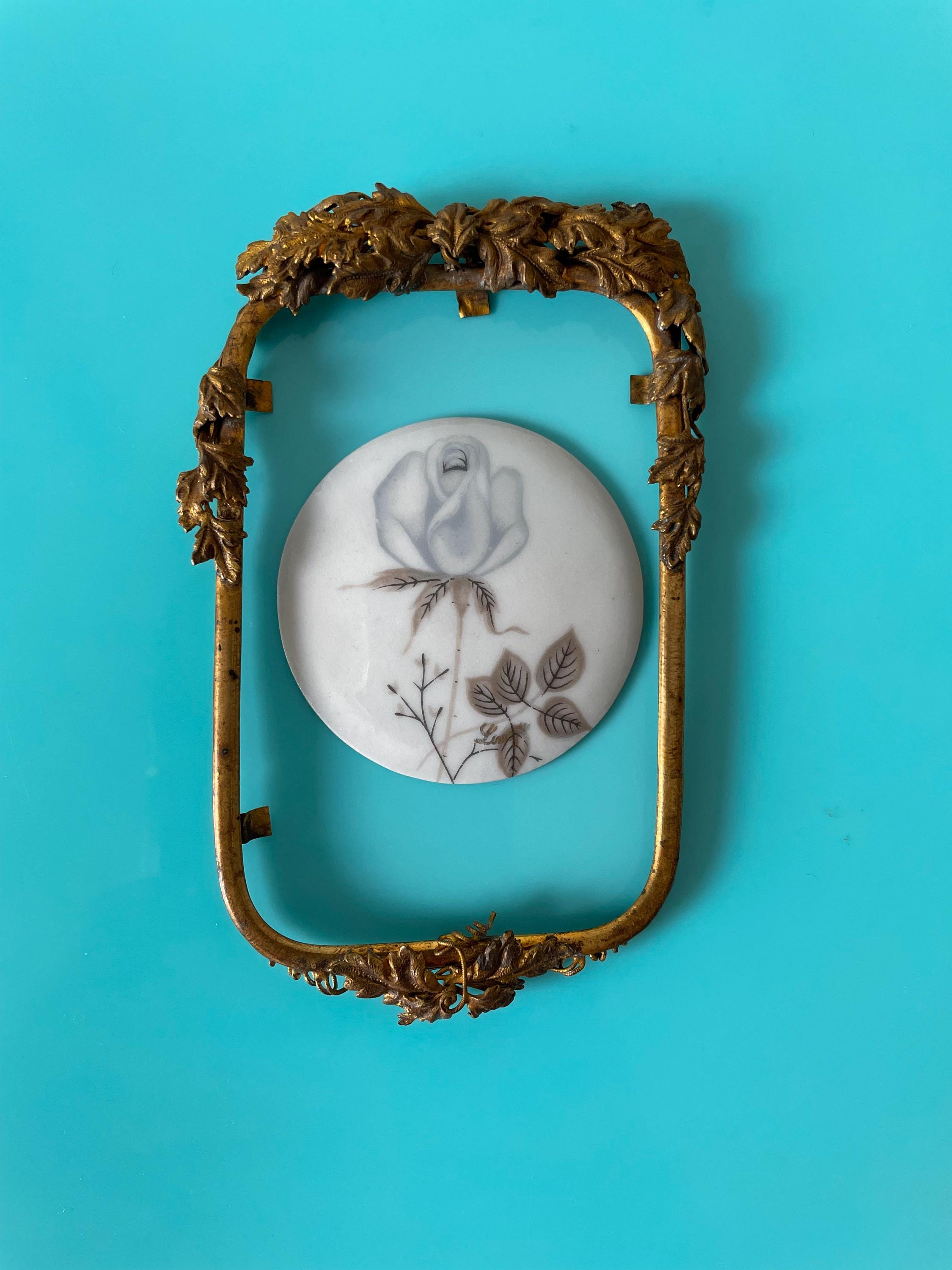Cabochon Ancien En Porcelaine De Limoges - Grand Format 60x51 Mm - Vintage, Très Bon état