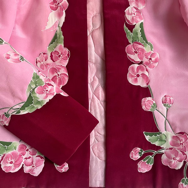 Veste Vintage fait main soie rose vif  fleurs peintes à la main couturière