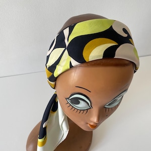 Foulard soie vintage 1960 motifs fleurs ornementales