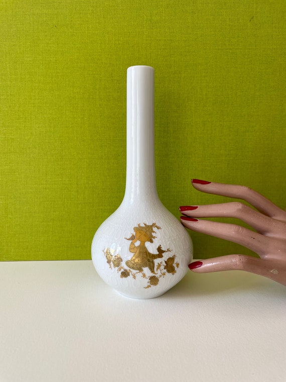 Bjorn Wiinblad design Rosenthal porcelain vase gold pattern bird