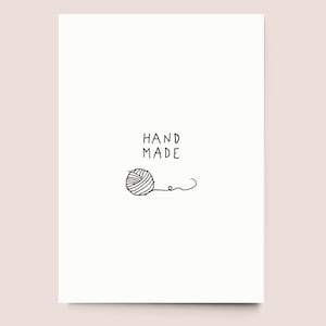 Postkarte "Handmade" - Illustration Wolle Stricken Häkeln Recyclingpapier