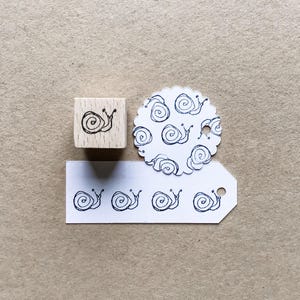 Rubber Stamp "Snail 02" - 14x10mm - hand drawn mini stamp with wooden base