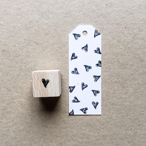 Rubber Stamp "Heart" - 8x8mm - hand drawn mini stamp with wooden base