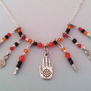 HAMSA ハンドネックレス シルバー ブラック/レッド/オレンジ ガラス ハンドメイド イスラエル ファッション Gpsy スタイル ネックレス & チェーン ストラップ