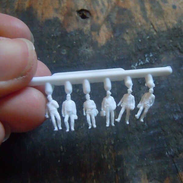 Tiny men group VII.-basic