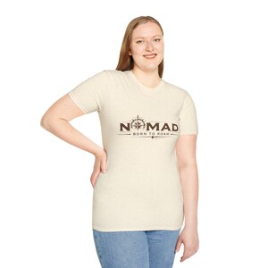 Nomad Compass Born to Roam T-shirt | Travel Adventure-T-shirt afbeelding 6