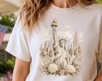 Statue of Liberty Shirt | Vintage NYC Graphic Tee for Women | Neutral Patriotic Summer Shirt