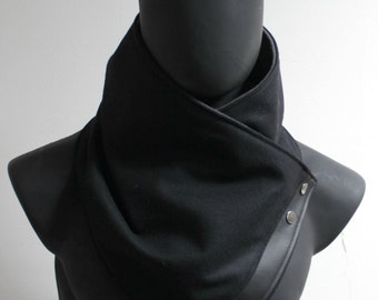 Unisex scarf. Mens cowl scarf.Black wool,faux black leather,metalic snaps,Chunky  and cozy. READY to SHIP,