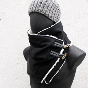 S’YTE Queens Code Neck Warmer Free Black Essence Thermo Neckwarmer | GOREWEAR US