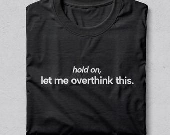 Minimalistisk övertänkande t-shirt: Introvert citat t-shirt, avslappnad bomullsskjorta