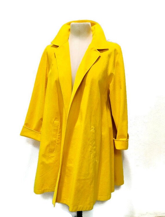 SALE Vintage Geoffrey Beene Swing Coat, Canary Yel