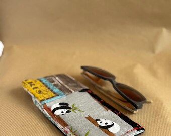 Handmade crochet and sashico Glasses case (Brasa)