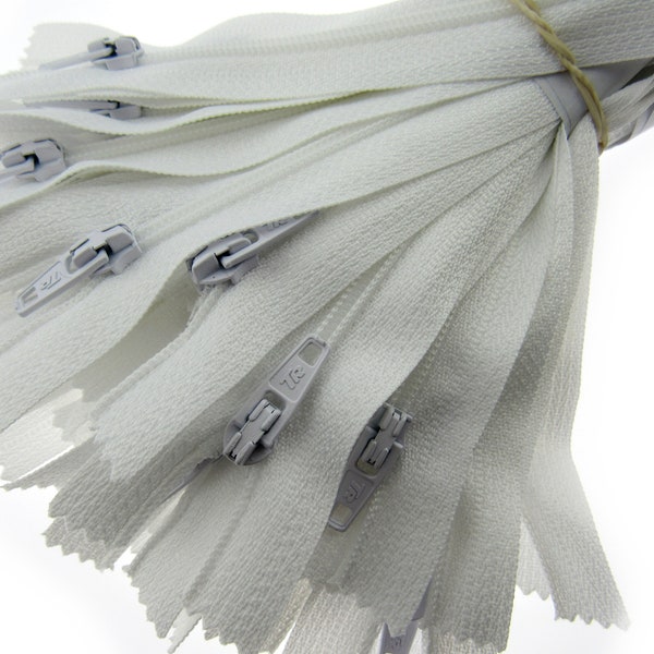 10 x White Closed End Nylon Dress Zips - 13 sizes (4", 5", 6", 7", 8", 10", 12", 14", 16", 18", 20", 22") Includes Free UK 1st Class P&P