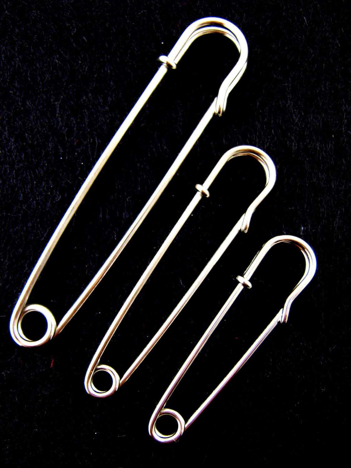 20 Pcs Small Medium Large Heavy Duty Safety Pins Clothing Clothes Cards  Wedding Brooches Steel Nappy Kilt Pins 