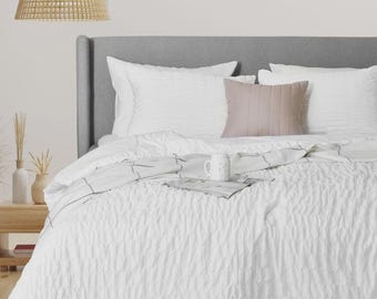 Biały komplet pościeli, komplet poszewek na kołdrę w europie, pościel z mikrosatyny marszczonej, minimalistyczny styl hotelowy, miękka luksusowa pościel, pościel bez prasowania