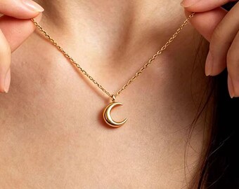 Collar con colgante de luna de oro delicado, colgante de luna minimalista y delicado, collar de capas chapado en oro de 14 quilates, joyería celestial para el día a día, regalo para ella.