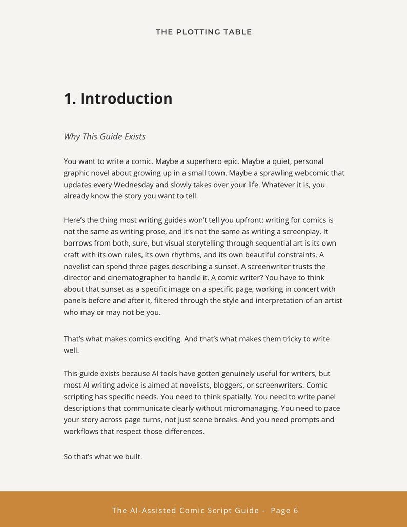 Puede incluir: Una p&aacute;gina de la gu&iacute;a "The Plotting Table", titulada "1. Introduction". El texto explica los aspectos &uacute;nicos de la escritura de c&oacute;mics, diferenci&aacute;ndola de la prosa y los guiones. Se centra en la narraci&oacute;n visual y el uso de herramientas de IA para escribir guiones de c&oacute;mics.