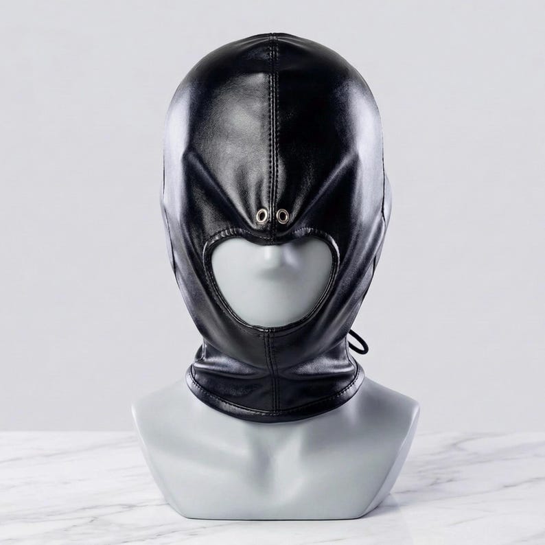 Máscara de capucha de cuero sintético / Capucha de disfraz con espalda ajustable y encaje / Accesorio para la cabeza de cosplay imagen 2
