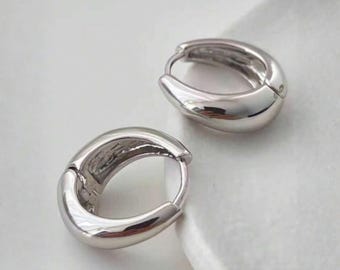 Chunky Silver Hoop Earrings, Modern Polished Minimalist Huggies