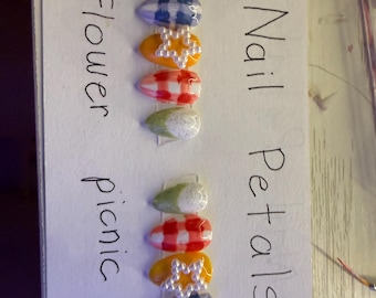 flower picnic nail set