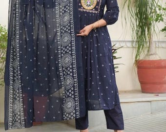 Conjunto de 3 piezas de Kurti, pantalón dupatta, diseño floral, estilo Anarkali, para boda india