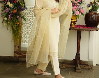 Conjunto de kurti de diseñador, dupatta de pantalón Chanderi en blanco roto, vestido de novia indio, kurtis de 3 piezas