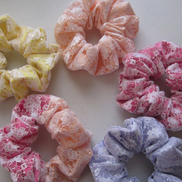 SCRUNCHIES SATIN LACE 3" wide, 7"elastic