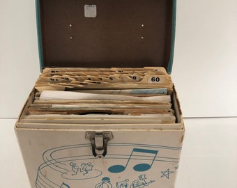 VITTAGE 1950&#39;S Round dance records. 45 RPM quantity of 31 most with call sheets. I was corrected and advised these are ROUND dance