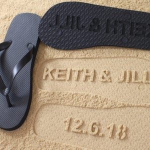Bride and Groom Flip-flops for Party Guests With FREE Printable.  Personalized Wedding, Sweet 16, Party. BULK 