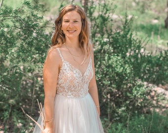 Dreamy Bohemian Wedding Dress for a Romantic Boho-Chic Look