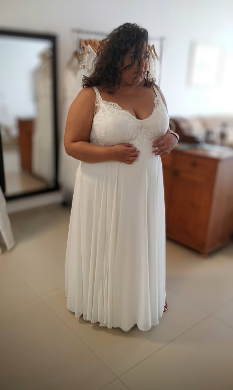 Boho Bride: Plus Size Wedding Dress, Flowy White Gown image 5